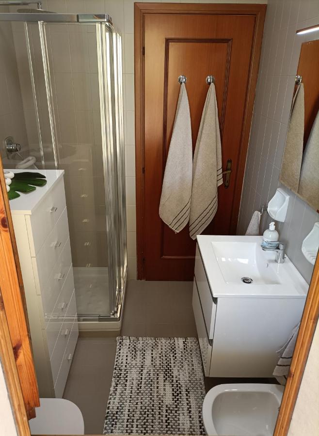 Casa A Un Passo Dal Mare Apartment เวนติมิญา ภายนอก รูปภาพ