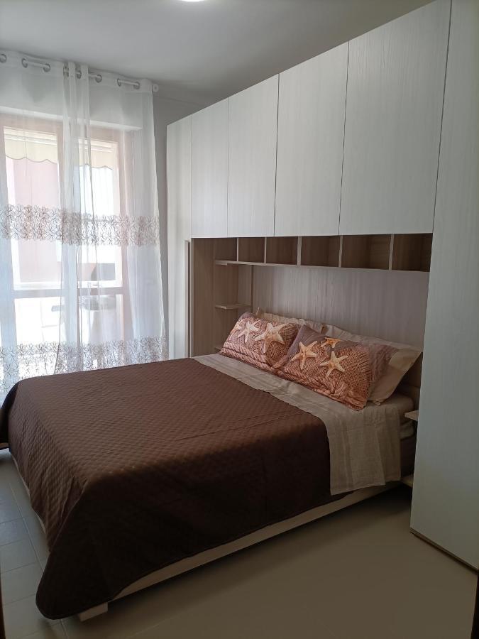 Casa A Un Passo Dal Mare Apartment เวนติมิญา ภายนอก รูปภาพ